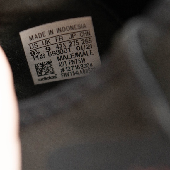 Adidas Predator Freak.3 Soccer Cleats Men's Size 9.5 Black/Purple/Pink - Picture 5 of 6